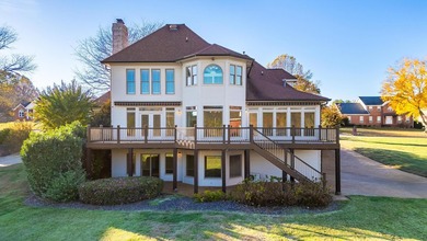 A rare find: Quality Custom built Lake house. 121 feet of water - photo 13