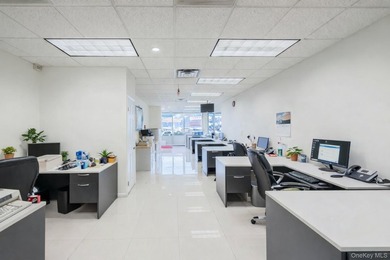 Prime free-standing professional office building for sale in a - photo 13