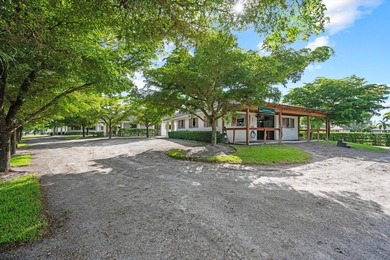 This 6-acre equestrian estate in Saddle Trail, is a top-tier - photo 6