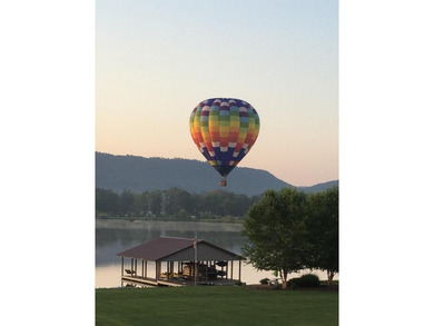 A rare find: Quality Custom built Lake house. 121 feet of water - photo 33
