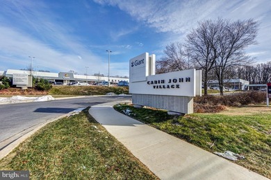 Welcome to this meticulously maintained 5,336-square-foot - photo 36