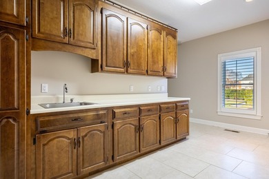 A rare find: Quality Custom built Lake house. 121 feet of water - photo 40
