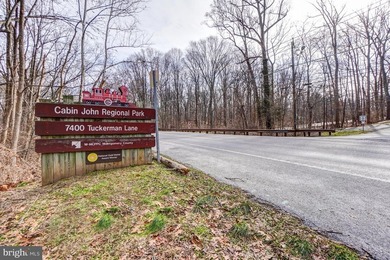 Welcome to this meticulously maintained 5,336-square-foot - photo 44