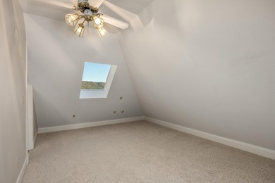 A rare find: Quality Custom built Lake house. 121 feet of water - photo 52