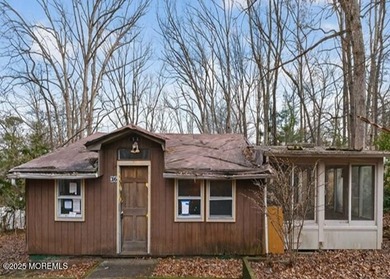 Bennetts Pond  Home Sale Pending in Jackson New Jersey