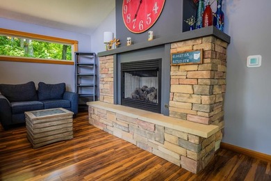 Welcome to 691 Timothy Drive in Holiday Lakes! This beautifully - photo 13