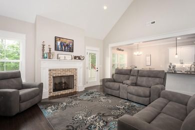 FLEXIBLE BUYER'S INCENTIVE AVAILABLE Are you wanting the - photo 14
