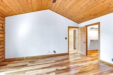 Exceptional Custom Built Log Home on Lake Petenwell! This 4+ - photo 24