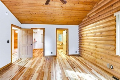 Exceptional Custom Built Log Home on Lake Petenwell! This 4+ - photo 26