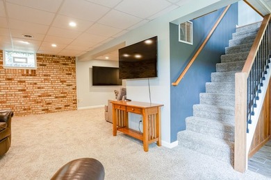 Welcome to 691 Timothy Drive in Holiday Lakes! This beautifully - photo 28