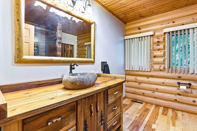 Exceptional Custom Built Log Home on Lake Petenwell! This 4+ - photo 28
