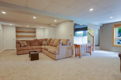 Welcome to 691 Timothy Drive in Holiday Lakes! This beautifully - photo 30