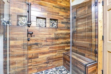 Exceptional Custom Built Log Home on Lake Petenwell! This 4+ - photo 31