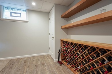 Welcome to 691 Timothy Drive in Holiday Lakes! This beautifully - photo 34