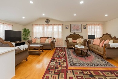 Welcome to 115-29 145th Street! A warm, beautifully curated - photo 5