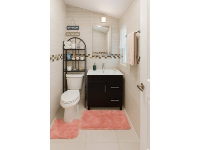Welcome to 115-29 145th Street! A warm, beautifully curated - photo 9