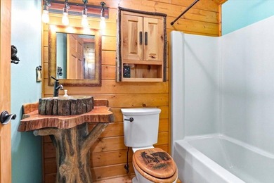 Exceptional Custom Built Log Home on Lake Petenwell! This 4+ - photo 42