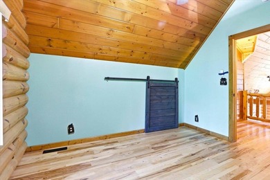 Exceptional Custom Built Log Home on Lake Petenwell! This 4+ - photo 46