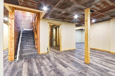Exceptional Custom Built Log Home on Lake Petenwell! This 4+ - photo 50