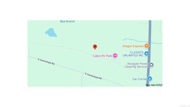 Welcome to your slice of country living! Nestled on 4.48