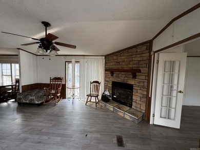 Welcome to your slice of country living! Nestled on 4.48