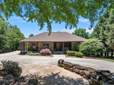 PRICE IMPROVEMENT - Agent-owned. Stunning lakefront opportunity - photo 1