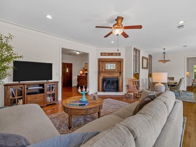 PRICE IMPROVEMENT - Agent-owned. Stunning lakefront opportunity - photo 6