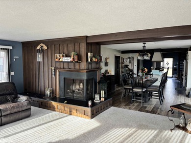 Beautiful updated home located right next to the lake! All new - photo 12