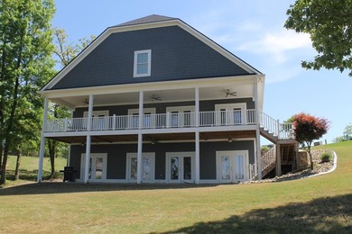 Welcome to this beautiful well-appointed lakefront home in the - photo 7