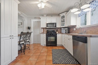Welcome to 197 S 4th Street-where classic Victorian Colonial - photo 19