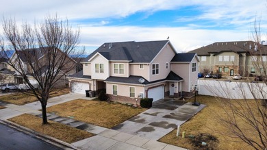 Lake Townhome/Townhouse For Sale in Springville, Utah
