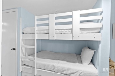 Welcome to Clearwater 4C, your perfect beachfront escape! This - photo 22