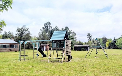 The convenience of park living and just steps away from Castle - photo 30