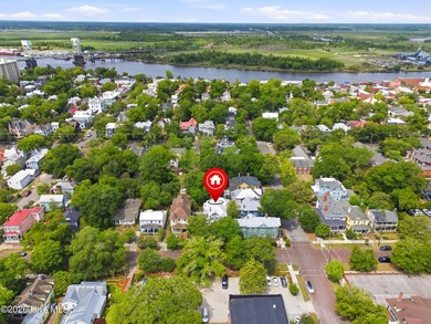 Welcome to the Bell House, a stunning 1893 Queen Anne-style home - photo 44