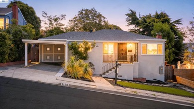 Elevated Bay views and a beautifully redesigned outdoor retreat - photo 1
