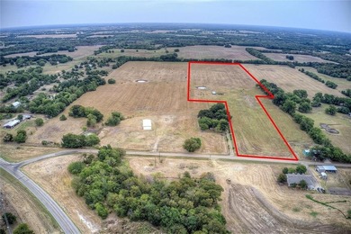 (private lake, pond, creek) Acreage For Sale in Commerce Texas