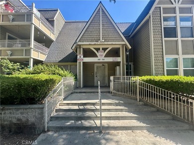 Welcome to 300 East Chestnut Avenue, Unit N, on the third floor - photo 2