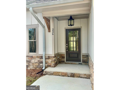 **NEW CONSTRUCTION** Move-in-Ready Ranch plan by TIH Homes with - photo 3