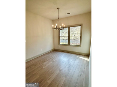 **NEW CONSTRUCTION** Move-in-Ready Ranch plan by TIH Homes with - photo 6
