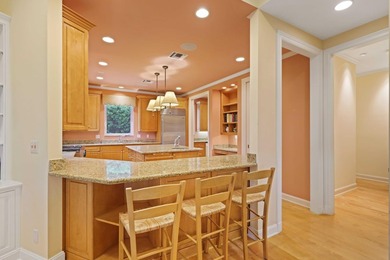 Elegantly situated in the prestigious Village of Golf, 5 Country - photo 17