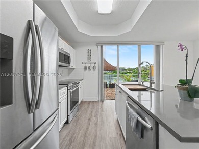 Welcome Home! Beautifully remodeled 2bedroom, 2.5-bath - photo 8