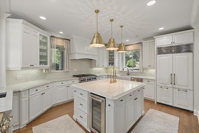 Elegantly situated in the prestigious Village of Golf, 5 Country - photo 19