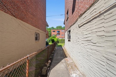 Welcome to this charming well maintained semi-detached - photo 20