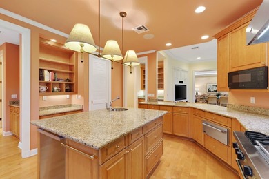 Elegantly situated in the prestigious Village of Golf, 5 Country - photo 20