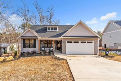 Lake Greenwood Home For Sale in Greenwood South Carolina