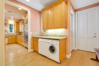 Elegantly situated in the prestigious Village of Golf, 5 Country - photo 25