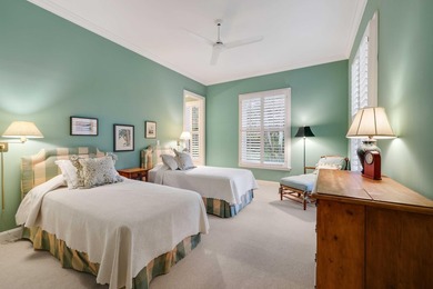 Elegantly situated in the prestigious Village of Golf, 5 Country - photo 36