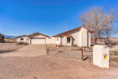 Pueblo Reservoir Home For Sale in Pueblo West Colorado