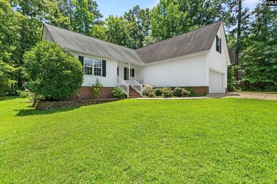 Enjoy Lake Murray living without the lakefront price! This - photo 6