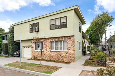 Charming Own-Your-Own Unit in the Heart of Alamitos Beach - photo 2